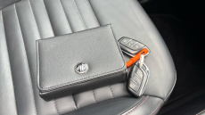 MG Hs 1.5 T-GDI PHEV Exclusive 5dr Auto Hatchback